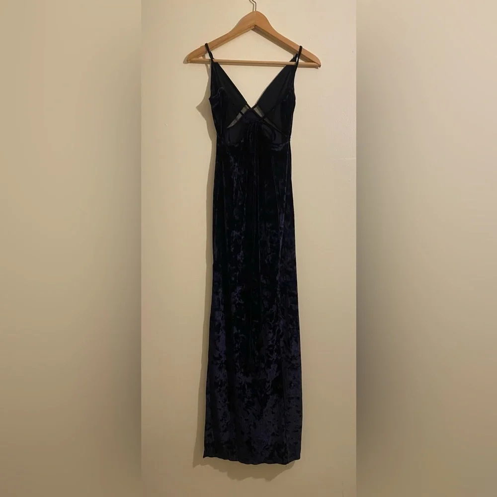 Free People Low Key Crushin Elegant Dark Navy Velvet Evening Dress . Size Xs